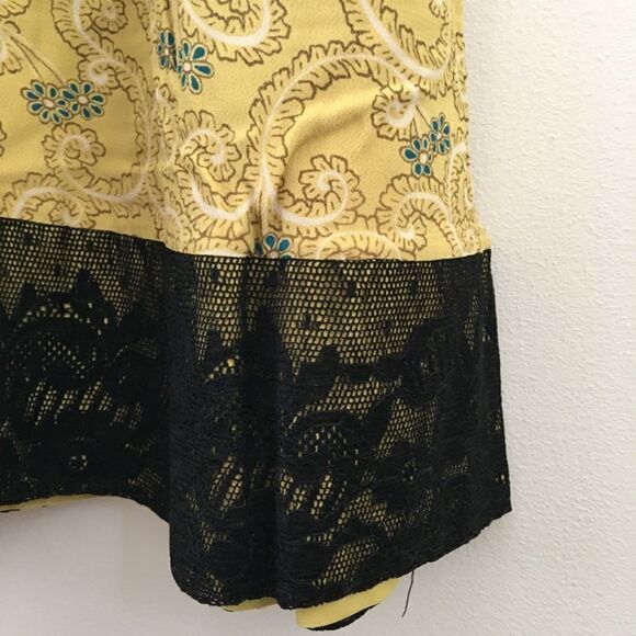 Vintage yellow beaded cottagecore dress by Joan Nortan Irwin - Picture 5 of 12